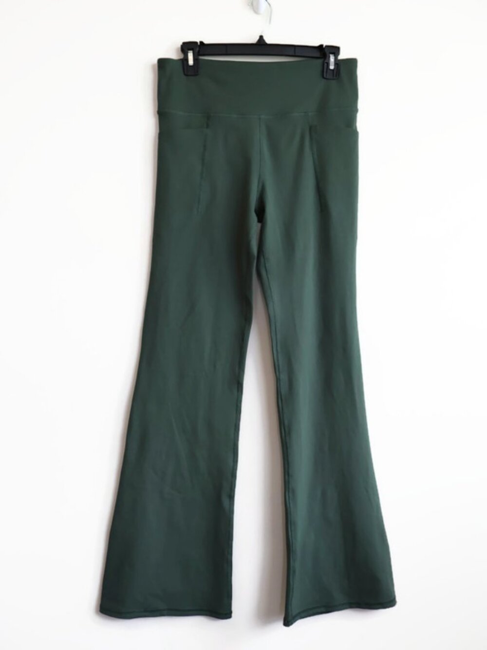 Gap Flared Legging - Green - Size M - Pockets